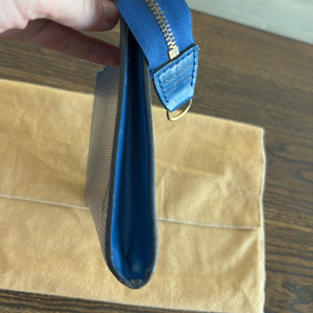 Louis Vuitton Blue Epi Leather Accessories Pochette w/ Dust Bag and COA - Picture 7 of 15